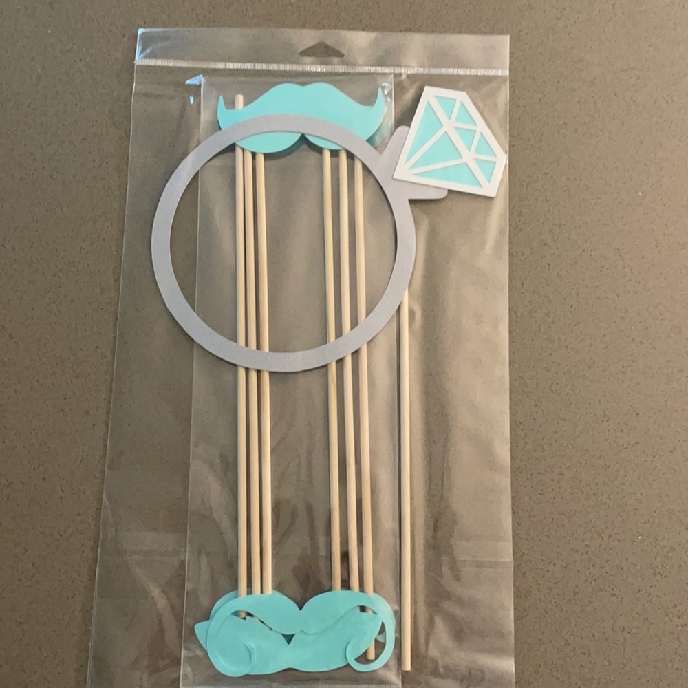 Photo Booth Props - Picture 3 of 16
